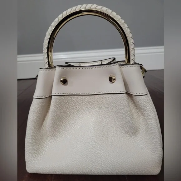 Michael Kors Small Ring Bucket-shoulder strap Light Cream with Gold Accents NWOT - Picture 2 of 11